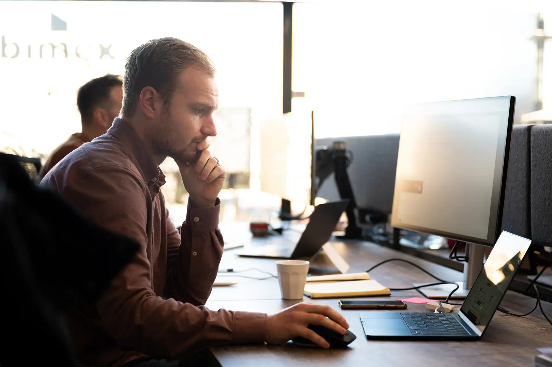 Training Recruitment Advertising via social